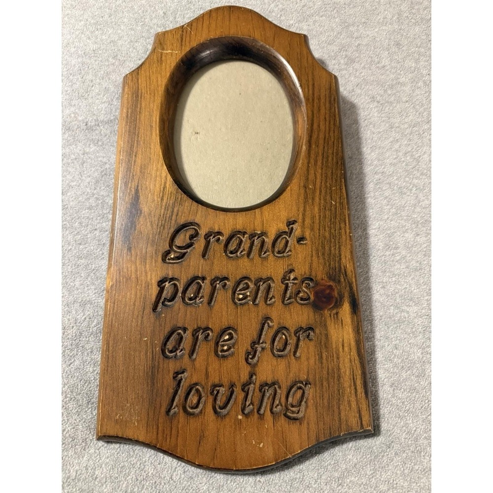 VTG Grandma Grandpa Wooden Carved Photo Frame Scalloped Wall Hanging Grandparent